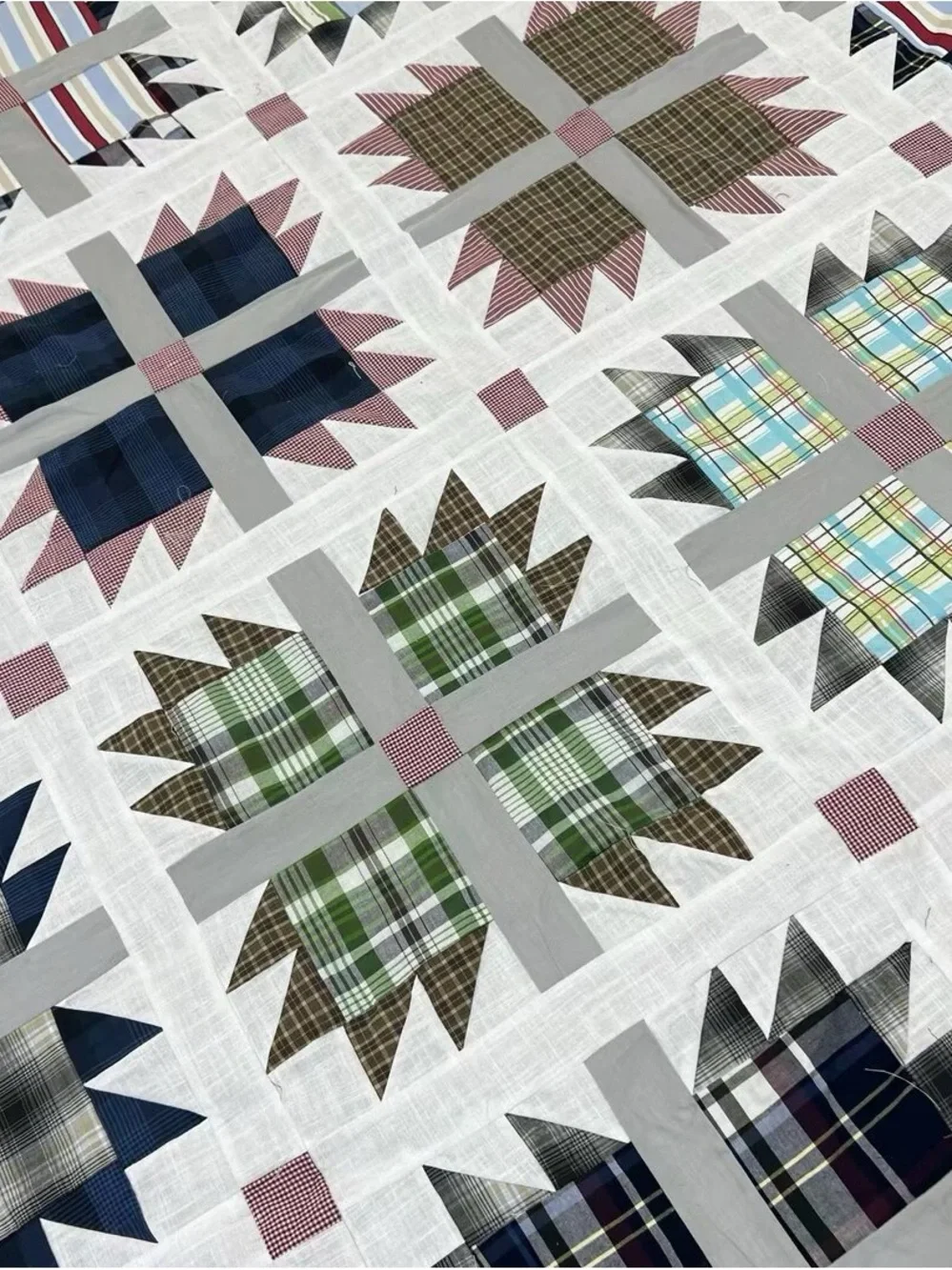 Handmade Heritage Plaid Paws Cotton Queen size Patchwork quilt top/topper